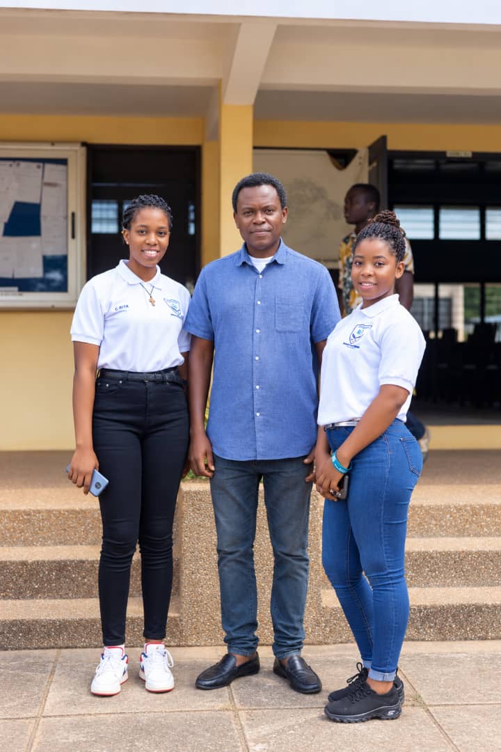 Academic Mentorship & Leadership